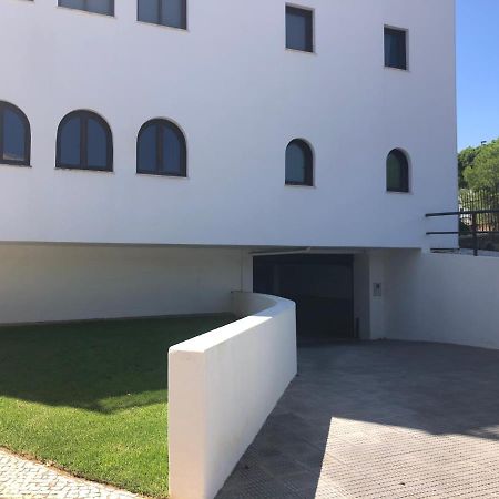 Praia Da Falesia - Falesia Beach - Apartment Netflix And Hbo Albufeira Exteriör bild