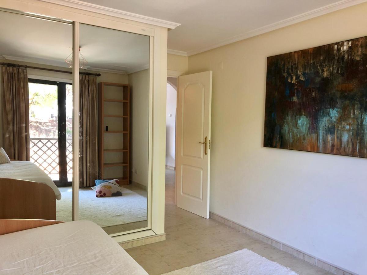 Praia Da Falesia - Falesia Beach - Apartment Netflix And Hbo Albufeira Exteriör bild