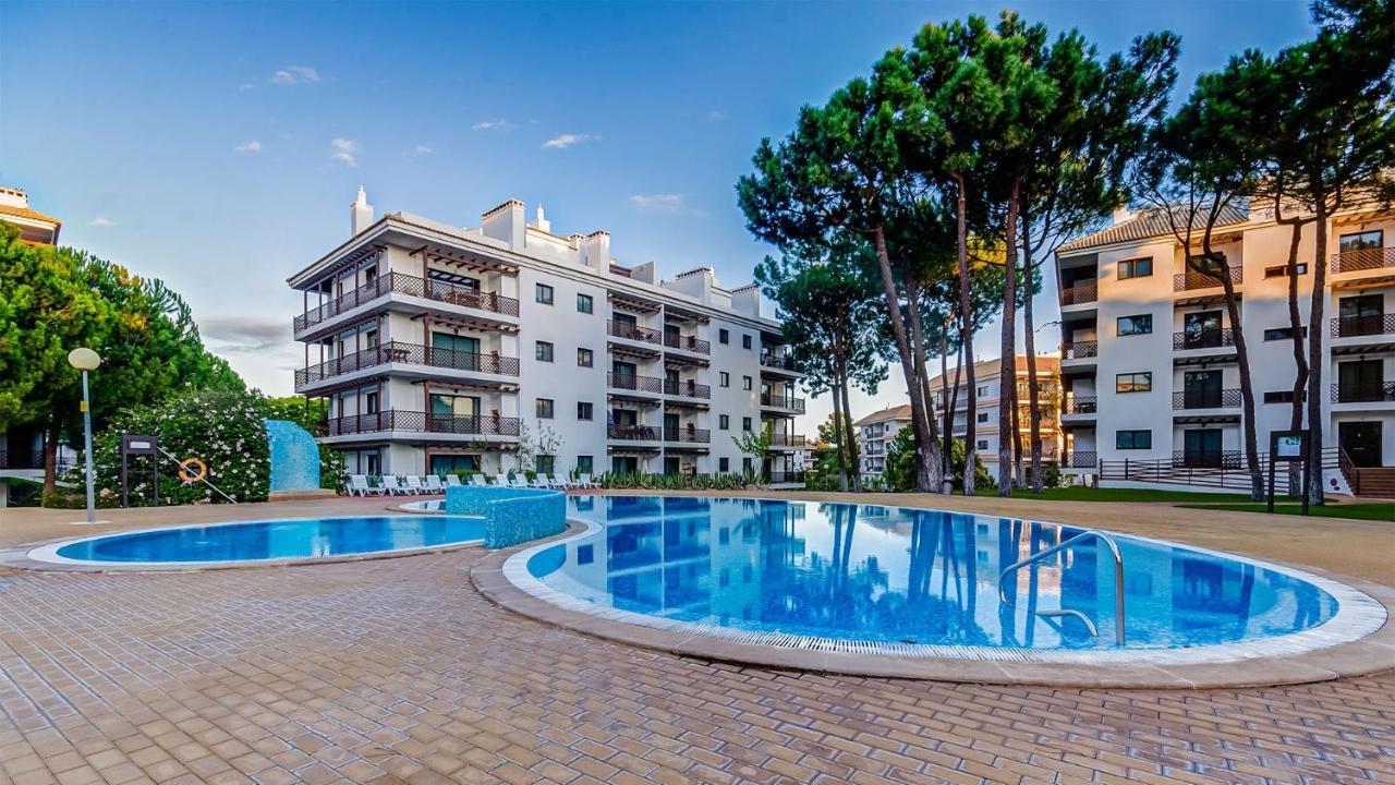 Praia Da Falesia - Falesia Beach - Apartment Netflix And Hbo Albufeira Exteriör bild